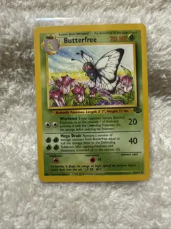 Butterfree 33/64 Jungle Uncommon Pokemon Card - Image 1