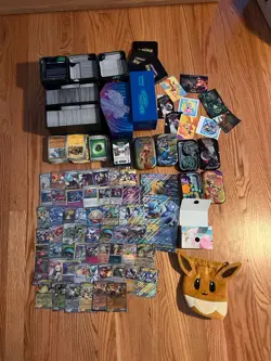 POKEMON TCG HUGE BULK LOT WITH ACCESSORIES: HOLOS, REVERSE, FULLARTS AND EXS - Image 1