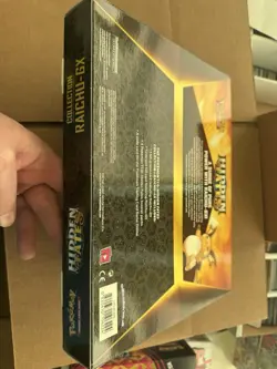 Pokemon TCG Hidden Fates Raichu GX Collection Box New Factory Sealed 728192512490 - Image 4