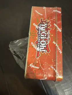 YUGIOH! 2018 Jaden Yuki Mega-Tin! NEW Factory Sealed Ripped - Image 5