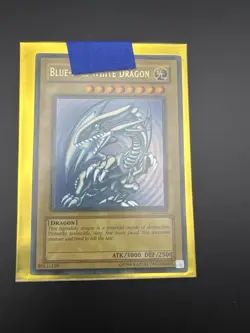Yu-Gi-Oh Red-Eyes Darkness Dragon SD1-EN001 Near Mint Unlimited & Others. - Image 5