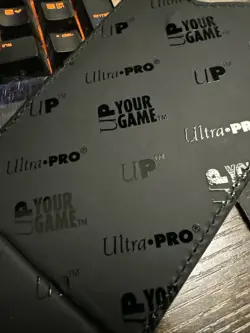 Used Ultra Pro Suede Collection Alcove Vault Deck Box Emerald Green Edition - Image 4