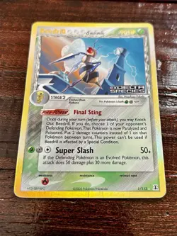Beedrill (Delta Species) 1/113 Delta Species Stamped Reverse Holo Pokemon TCG LP - Image 2