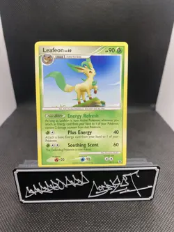 Leafeon 45/111 Rising Rivals Regular 2009 Pokemon Card - Image 1