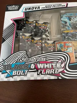 Black Bolt & White Flare Unova Heavy Hitters Premium Collection Pokemon - Image 2