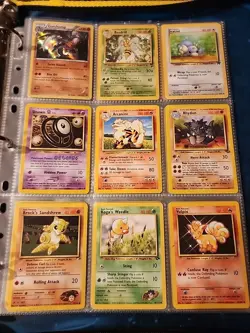 Pokemon Collection Binder Vintage Lot of Cards Holos Rares WoTC E-Reader Etc - Image 4