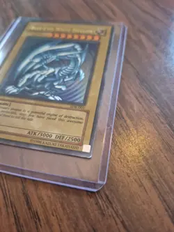 Yugioh Blue-Eyes White Dragon SDK-001 Ultra Rare - MP 💎 - Image 3