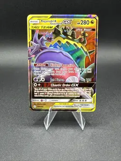 2019 POKEMON COSMIC ECLIPSE TAG TEAM NAGANADEL & GUZZLORD GX 158/236 HOLO NM - Image 1