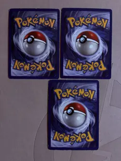 Vintage Pokemon Lot - 7 English Cards - Pikachu, Eevee, & Flareon - WotC - Image 3