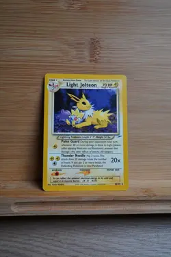 2002 RARE Pokemon Neo Destiny 48/105 Light Jolteon Non Holo. LP - Image 1