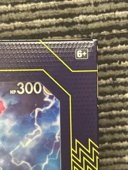 Jolteon VMAX Premium Collection Box Factory Sealed New Pokemon Evolving Skies - Image 4