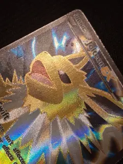 Pokemon TCG Jolteon EX 28a/83 Generations Ultra Rare Holo Full Art HP - Image 2