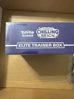 Pokemon Sword & Shield Chilling Reign Elite Trainer Box *SEALED* - Image 2
