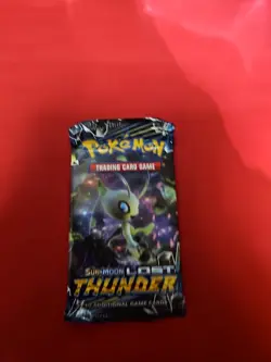 Pokemon TCG Sun and Moon Lost Thunder Booster 820650804557 - Image 1