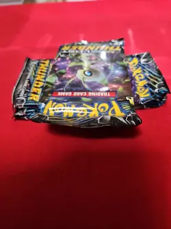 Pokemon TCG Sun and Moon Lost Thunder Booster 820650804557 - Image 4