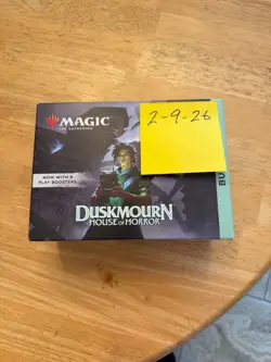 Magic: The Gathering Duskmourn: House of Horror Bundle - Image 1
