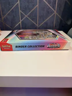 POKEMON TCG SCARLET & VIOLET PRISMATIC EVOLUTIONS BINDER COLLECTION *SEALED* - Image 4