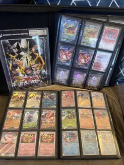 INSANE LOT 660 Cards - Pokemon Binder Collection - Mew, Mewtwo, Flareon, Pikachu - Image 1