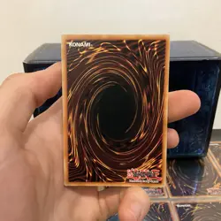 Yugioh Gold Sarcophagus HISU-EN051 Secret Rare 1st Edition NM - Image 5