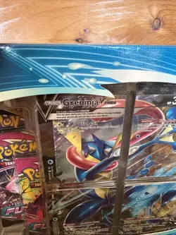 Pokemon TCG: Greninja V-Union Special Collection Box - Image 4