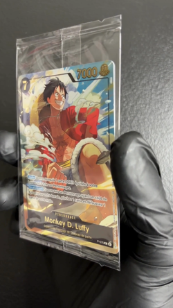 Monkey D. Luffy Japan Expo Promo p-075 Exclusive ONE PIECE TCG Gold Foil FRENCH - Image 2