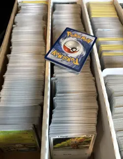 CARD POKEMON TCG BULK LOT 100 CARDS!!! - Image 1