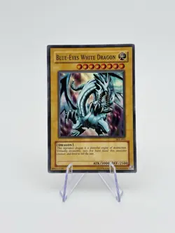 Blue-Eyes White Dragon SKE-001 Starter Deck: Kaiba Evolution Unlimited Holo - Image 1