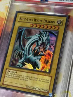 Blue-Eyes White Dragon SKE-001 Starter Deck: Kaiba Evolution Unlimited 🔥PSA 1🔥 - Image 3