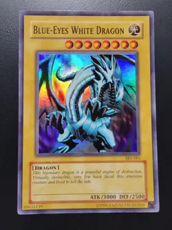 Blue-Eyes White Dragon SKE-001 Starter Deck: Kaiba Evolution Unlimited YU-GI-OH - Image 1