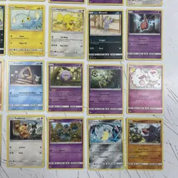 ORIGINAL RETRO Pokemon Trading Card Basic Ungraded Job Lot 2019 Various - Image 3
