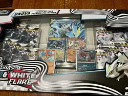 Pokemon TCG Unova Heavy Hitters Premium Collection Black Bolt & White Flare Mint - Image 2
