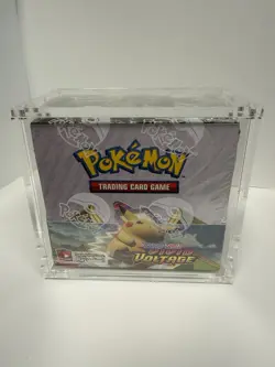 Pokemon Sword and Shield Vivid Voltage Booster Box - 135 Cards W/ Acrylic Case 820650827495 - Image 1