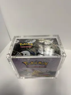 Pokemon Sword and Shield Vivid Voltage Booster Box - 135 Cards W/ Acrylic Case 820650827495 - Image 5