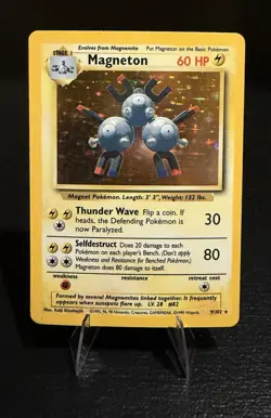 Pokemon TCG Magneton Base Set Holo Rare - Image 1