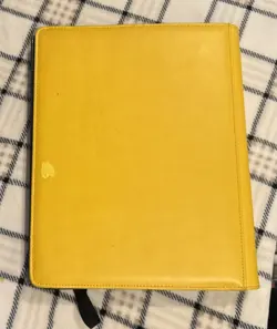 Ultra Pro PRO Binder - Yellow Pikachu - Leather - 9 Pocket - 2019 - with cards - Image 3