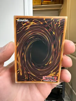 Yugioh - Dark Magician RA03-EN080 1st Edition Platinum Secret Rare NM - Image 4