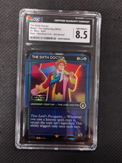 2023 MTG DOCTOR WHO SC-SERIALIZED #557 THE SIXTH DOCTOR 241/506 cgc 8.5 - Image 1