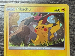 POKEMON CARD HOLO PIKACHU SM234 BLACK STAR PROMO 2019 LP-NM - Image 2