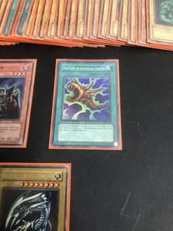 Yugioh Starter Deck Kaiba Complete SDK Complete W/ Sleeves & Deck Box - Image 4