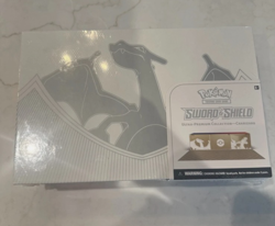 Pokemon TCG Sword & Shield Charizard Ultra Premium Collection Box 820650871115 - Image 1
