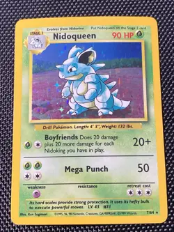 Nidoqueen 7/64 Error Holo Jungle 1999 Pokemon TCG No Set Symbol WOTC - Image 1