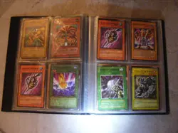 Yu-gi-oh Trading Card Set with Booklet and 112 Cards - Rare - Excellent Cond - Image 3