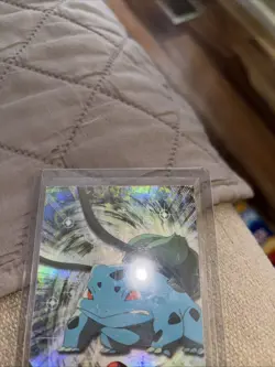 1999 Topps #01 Bulbasaur Rainbow Foil TV Pokemon Animation Series 1 Blue Logo NM - Image 2