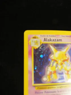 Alakazam 1/102 Holo Base Set Unlimited HP Pokemon Card Italian - Image 2