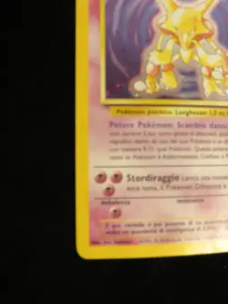 Alakazam 1/102 Holo Base Set Unlimited HP Pokemon Card Italian - Image 3