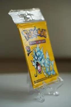 Pokemon TCG Base Set 2 Booster Pack 2000 Gyarados Art WOTC Vintage Sealed - Image 4
