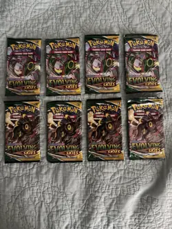 8 Nintendo Pokemon TCG Sword & Shield Evolving Skies Booster Pack - Image 1