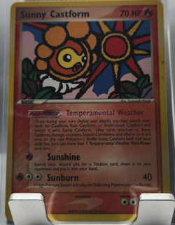 Sunny Castform Rare Hidden Legends 26/101 2004 Pokemon Card RETIRED - Image 1