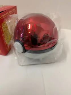 1999 B.K. Pokemon Charizard Pokeball Sealed 23 Karat Gold Plated Trading Red Box - Image 2