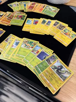 Pokemon Cards Lot - 227 Cards - 2020-2021 Bulk Collection - Image 3